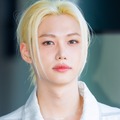 「王子様だぁ」Stray Kids・フィリックス、純白コーデで放つ“非現実的な美しさ”に反響！ 画像