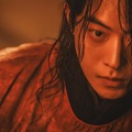 俳優ナム・ジュヒョク、鋭い眼差しに釘付け！除隊後初の復帰作Netflix『トングン』スチール解禁 画像
