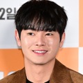 「小指切断」動画が物議を醸した韓国俳優、今度は“酒代踏み倒し”疑惑が浮上…本人は否定