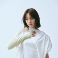 のん、透明感あふれる純白コーデで『FNS歌謡祭 夏』初出演を報告 画像