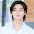 俳優パク・ソジュン、難易度高めのバンダナ姿も完璧！パリを虜にした爽やかビジュアル 画像