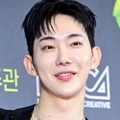 K-POPアイドルの厳しい現実?TWICEの先輩歌手、初の精算金を明かす「デビュー3年でやっと…」