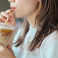 アイスカフェラテ「真夏のエスケープ」篇
