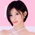 「これは危険…」日本人K-POPアイドル、素肌チラ見えの“着崩し”風衣装で妖艶オーラ全開 画像
