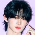 “ブルーの瞳”に吸い込まれそう…TWS・ハンジン、爽やかなスポーティールックでイベントに出席