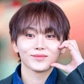「ワンコになりたい」SEVENTEEN・スングァン、犬を抱いて優しく“なでなで”！自然体な姿にほっこり 画像