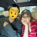鈴木奈々アップの社長写真にネット「吉田栄作かと思った」「イケメン」と話題 画像