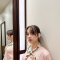 のん、ドラマのオフショット公開 花柄パンツ&フルーツ柄ワンピの秋先取りコーデに絶賛の声