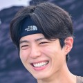 早朝ランニング後、そのまま8時から撮影…俳優パク・ボゴム、並外れた体力に感嘆「むくみどこ？」 画像