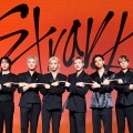 初登場1位→翌週“急落”しがちなK-POP　300万枚目前のStray Kids新作の「2週目以降」に注目したいワケ 画像