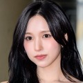 TWICE・ミナ、スリットから“生脚”チラリ…気品あふれるドレス姿で魅了「美しすぎる」「女神」 画像
