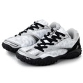 FILA ECHAPPE V2 FLASH　14,300円　OrthoLite（オーソライト）インソール搭載、快適なクッショニング、抗菌・防臭機能あり（The Next Comfort Essentials by FILA）