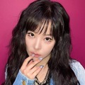 タトゥー丸見えのスイムウェア姿…フィイン、夏満喫の自然体SHOTに視線集中「美しすぎる」 画像
