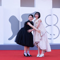 岡田六花と七瀬ふうり（C）Kazuko WAKAYAMA 　