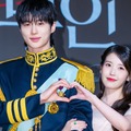 共演作は大炎上も友情は続く！IU、俳優ビョン・ウソクの撮影現場にケータリングカー差し入れ