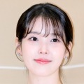 イケメン俳優との破局から2カ月…IU、外国人男性との“甘い2ショット”公開！ベッドで見つめ合う姿も 画像