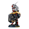 「ガンダム」1回1,500円の高級ガシャポン!コクピットまで作り込まれた「バストアップモデル」がメチャ凄い、内部にはアムロの姿も