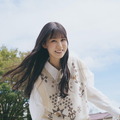 鶴崎仁香「B.L.T.2026年11月号」(東京ニュース通信社刊)撮影/前康輔