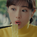 石原さとみ、話題の「とん汁みそらーめん」を食べてみたら…すき家の新CM放送開始 画像