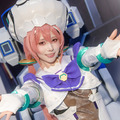 大胆に覗く美しい太もも×ニーハイブーツが完璧！人気レイヤー・月海つくねがTGS2026で魅せた『マブガル』ピコが激カワ 画像