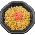 セブン‐イレブン、北海道限定「札幌すみれ監修 チャーハン」発売 画像