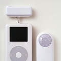 　ブライトンネットは、第3/4世代のiPod/iPod photo用リモコン「B-AUDIO Wireless Remotecontrol for iPod」（BI-RECON2）を11月18日に発売する。