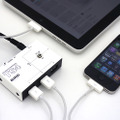 iPad/iPhoneの複数台同時充電のイメージ（iPad/iPhoneは別売）