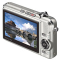 　カシオ計算機は、有効1,010万画素の薄型コンパクトデジタルカメラ「EXILIM ZOOM EX-Z1000」を5月下旬に発売する。価格はオープンで、実売予想価格は5万円前後。