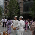 29日開催「行幸通りde打ち水」の風景。大手町界隈での打ち水イベントは8月31日まで開催中。