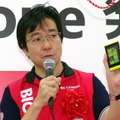 Windows Phone 7.5の特徴について説明する樋口氏