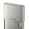 「COOLPIX S100」プラチナシルバー