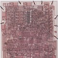 Intel 4004のダイ（四角部分）（1972年撮影）