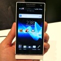 グローバル市場向けモデルの「Xperia S」。日本ではこれをベースとした「Xperia NX」がドコモから発売される