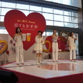 発売記念イベント「恋する女子会」　女性アカペラグループ「XUXU」によるスペシャルライブ