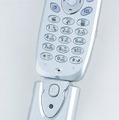 G-BOOKの端末とauの携帯電話を接続するBluetoothアダプタ