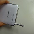 「GALAXY Note SC-05D」　タッチペンはここに収納されている