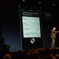 アップルの開発者向けイベントWWDC 2012（Apple World Wide Developpers Conference 2012）の基調講演、iOS 6のプレゼンテーションの様子。