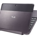 10.1型「ASUS VivoTab RT TF600T」キーボードドック装着イメージ