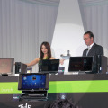 6日発売の新製品3機種（写真奥）と、日本未発売のTouch Smart PC（写真手前）