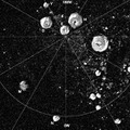 水星の北極地方の写真。画像処理で、日陰の部分を白くしている。　NASA/Johns Hopkins University Applied Physics Laboratory/Carnegie Institution of Washington/National Astronomy and Ionosphere Center, Arecibo Observatory. 