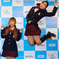 鍛え上げた太ももで大ジャンプを披露するイモトアヤコさん、写真隣は中川翔子さん