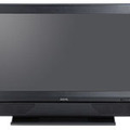 　クイックサンは26日、地上デジタルチューナー内蔵ハイビジョンワイド液晶テレビ「LiBERA Type XUシリーズ」の42V型「QLA-XU42TV」と、37V型「QLA-XU37TV」の2製品を発売した。価格はオープンで、同社直販サイトでの価格はQLA-XU42TVが189,800円、QLA-XU37TVが129,800円。