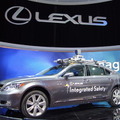 「LEXUS INTEGRATED SAFETY」を搭載したレクサス LS（CES13）