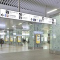 JR博多駅にサイネージシステム導入