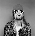 グランジロックの代表的バンド「ニルヴァーナ（Nirvana）」のボーカル兼リードギターを務めたカート・コバーン