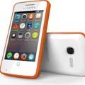 MWC 2013のプレイベントで発表されたFirefox OS搭載端末「ONE TOUCH FIRE」。KDDIはFirefox OS搭載端末の開発、日本市場導入に向けMozilla社と協力していく