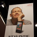 【MWC 2013】富士通、海外向けらくらくスマートフォン「STYLISTIC」を初披露