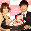 米倉涼子＆徳井義実 ＠ 「GODIVA White Day 2013～Hunter of Love」