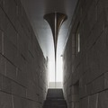 アート空間「究竟頂（くっきょうちょう）」point of infinity, entrance hall of oak omotesando, Designed by Hiroshi Sugimoto, 2013／Hiroshi Sugimoto, Mathematical Model 013, 2013