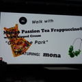 「Walk with Frappuccino」